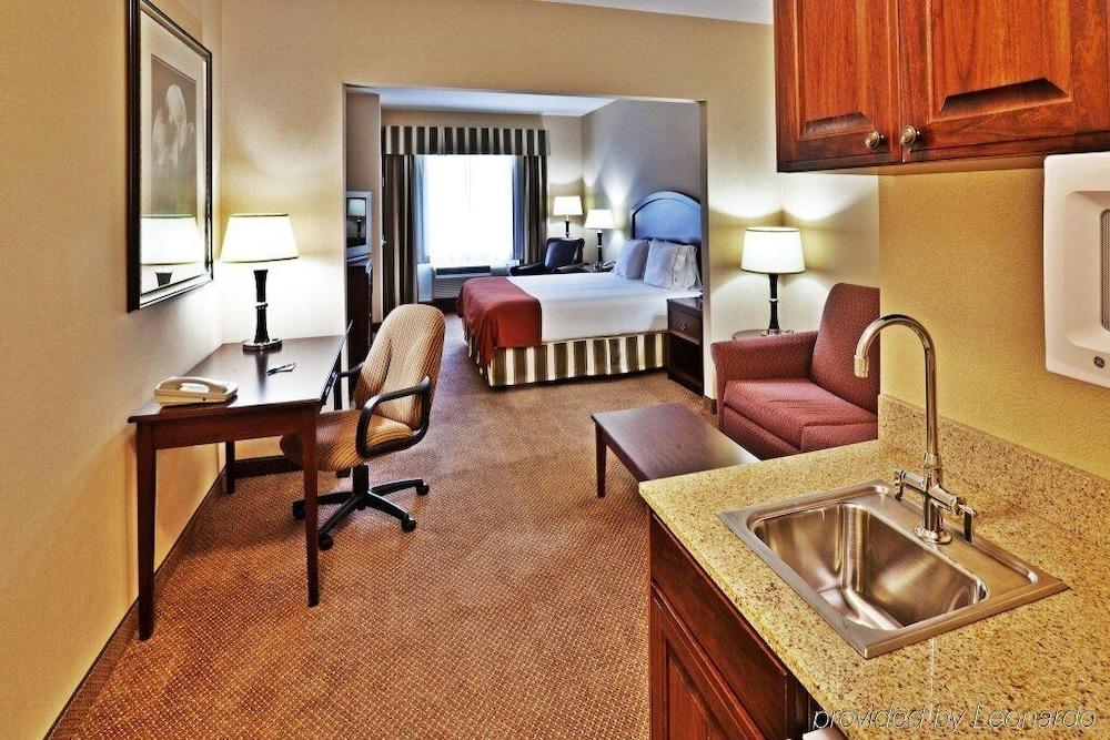 Spark By Hilton Tulsa Hotel 3*
