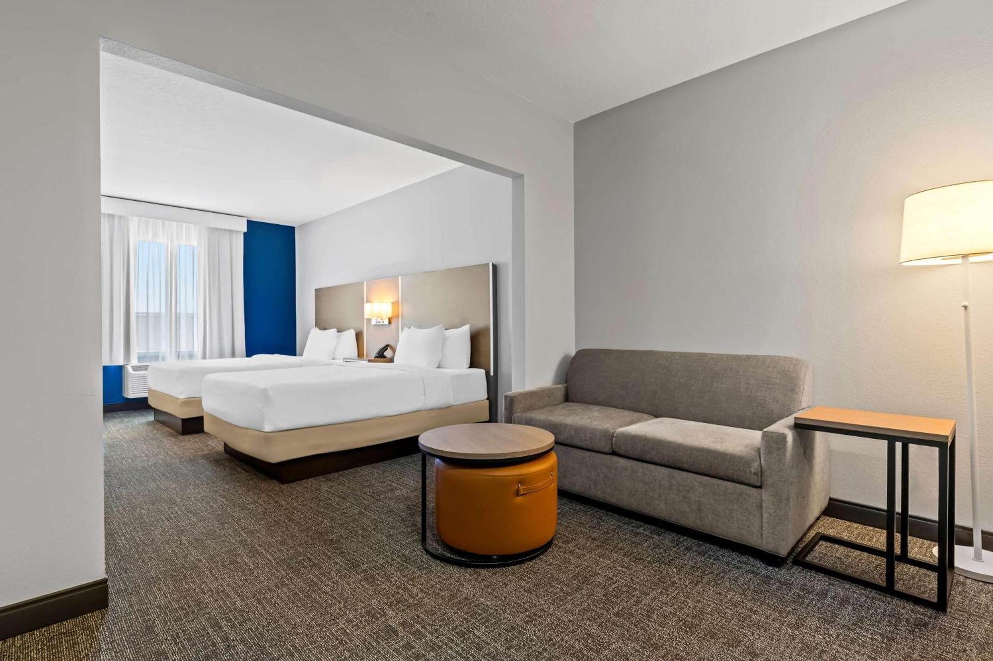 Hotel Spark By Hilton Tulsa Catoosa